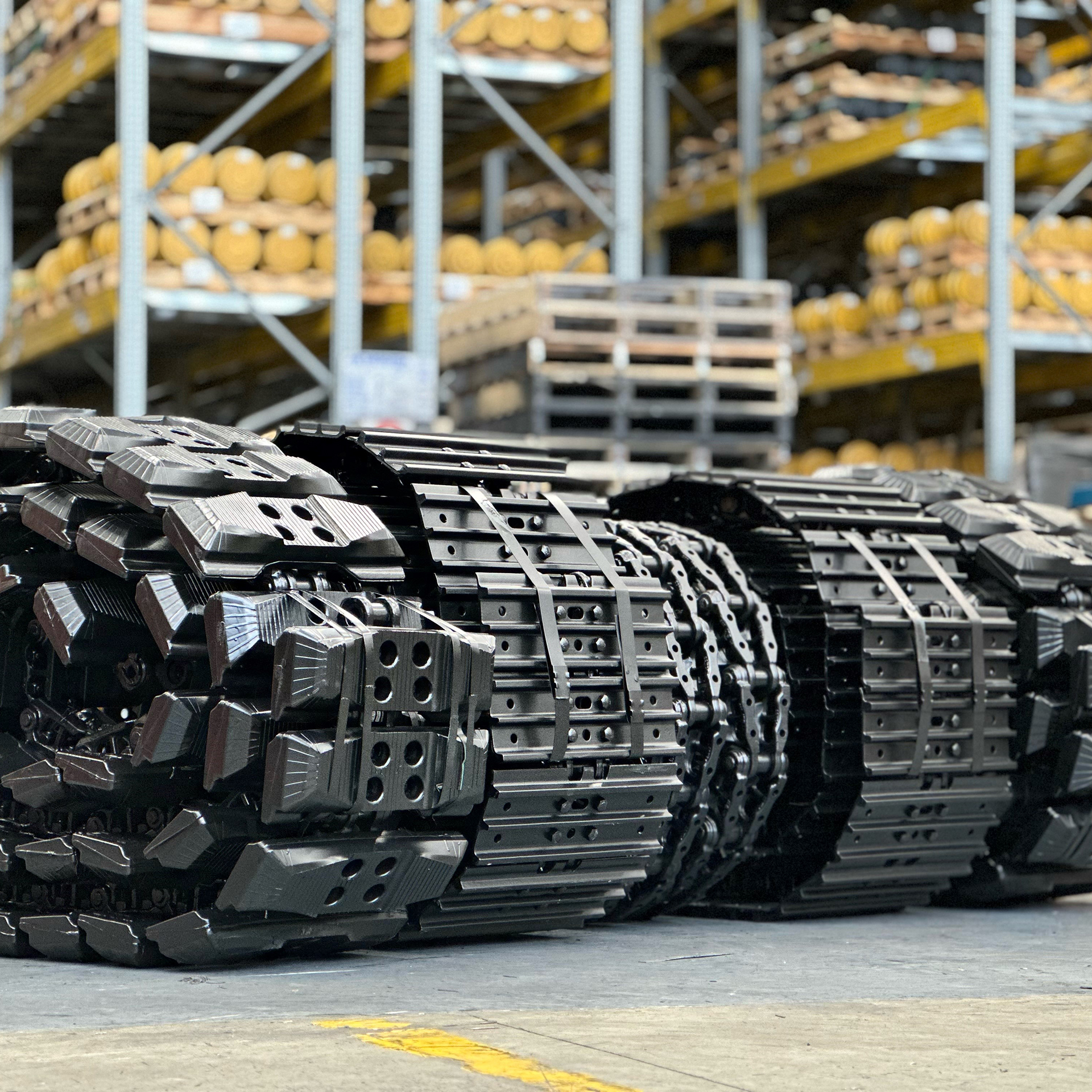 Steel track groups